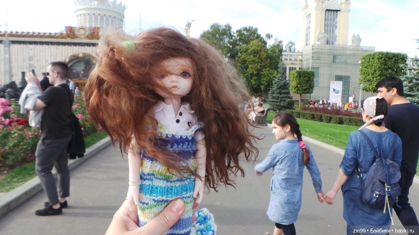 С Днем Рожденья, Москва! ВДНХа. И девочка