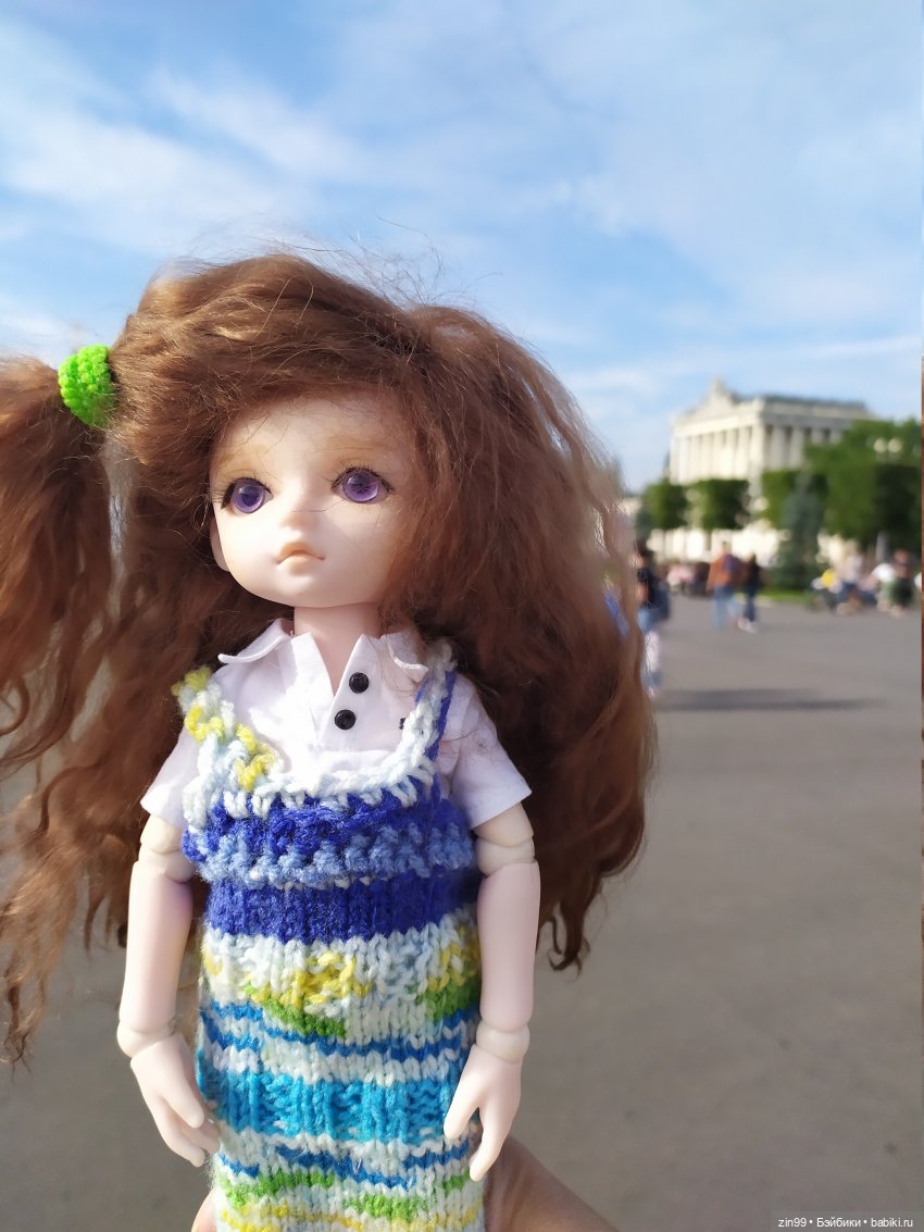 С Днем Рожденья, Москва! ВДНХа. И девочка