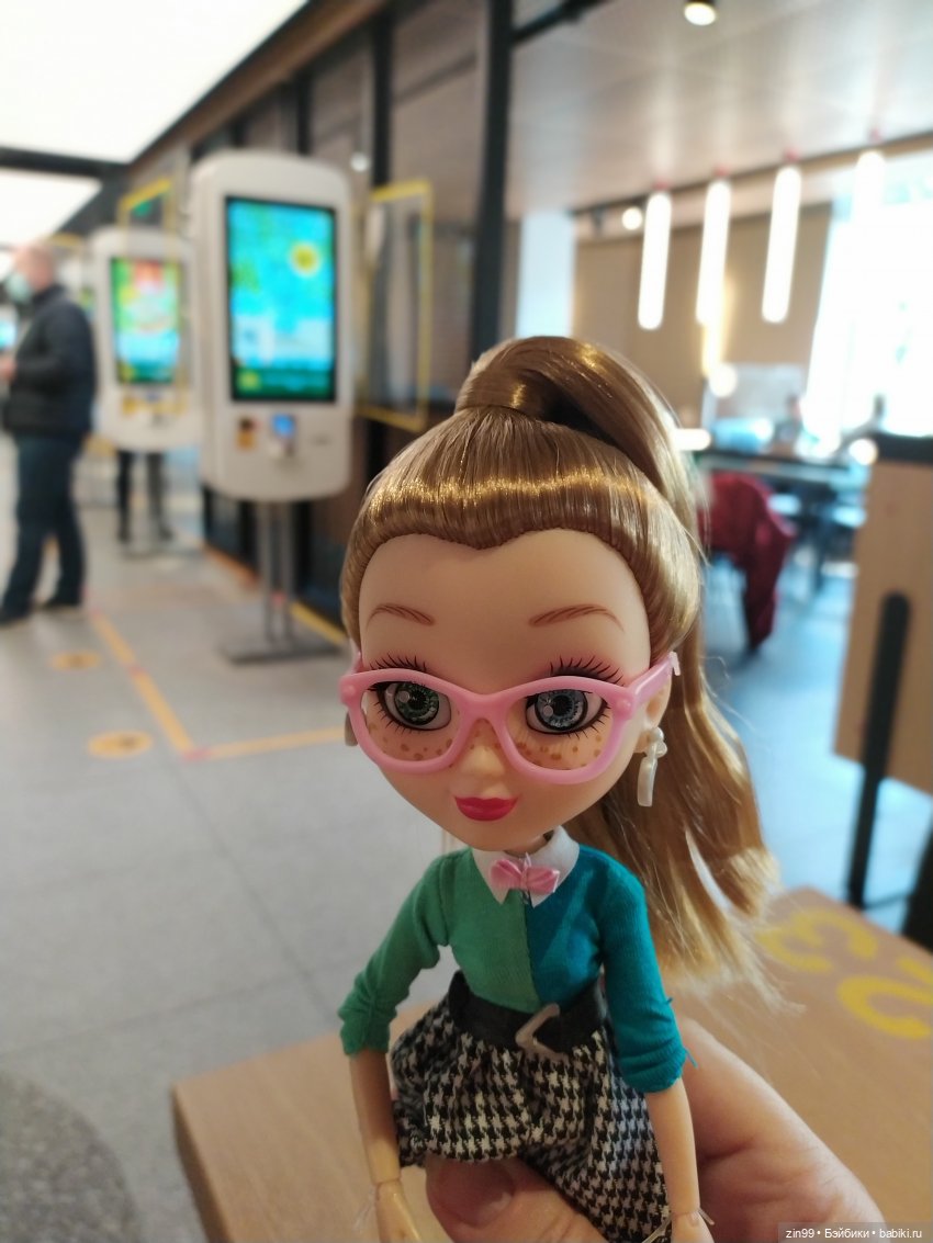 ГУМ, Манеж, центр Москвы. Веснушка