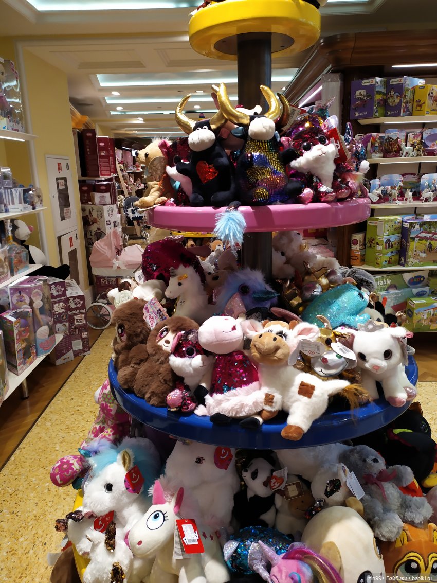 ГУМ, Манеж, центр Москвы. Веснушка