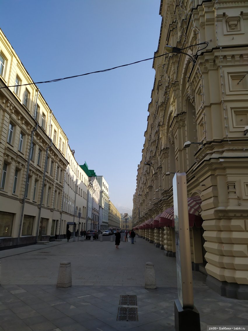 ГУМ, Манеж, центр Москвы. Веснушка