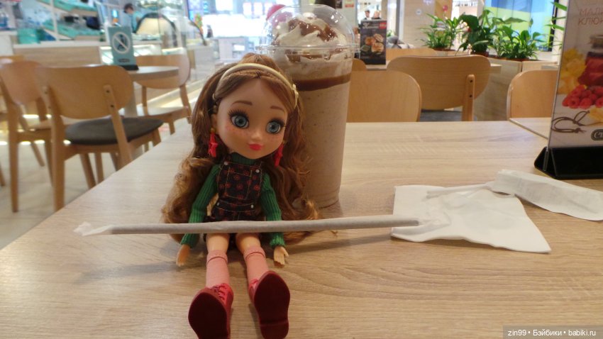 Прогулка по Центральному детскому магазину и Кузнецкому мосту с Веснушкой (фото 6)