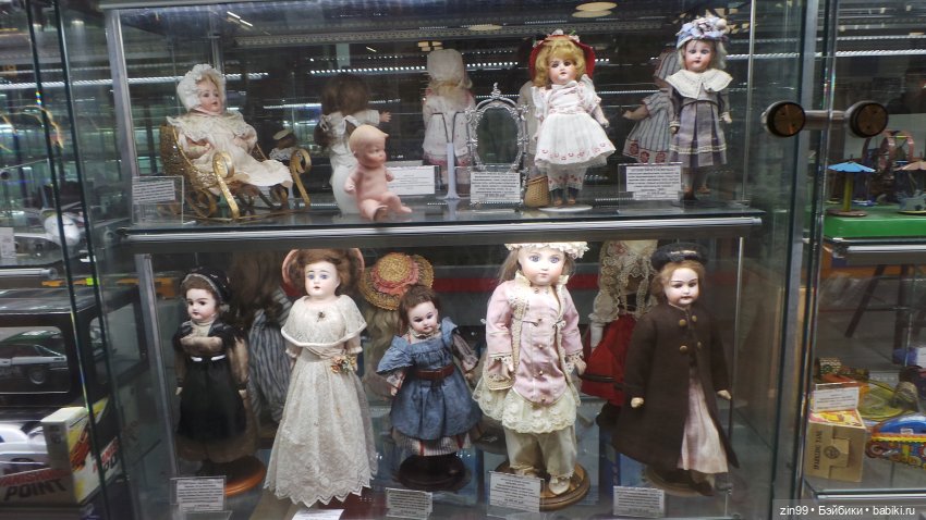 Прогулка по Центральному детскому магазину и Кузнецкому мосту с Веснушкой