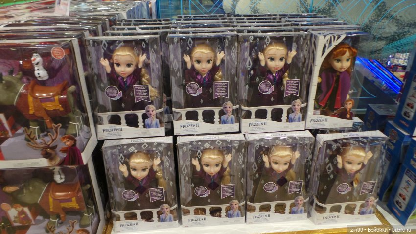 Прогулка по Центральному детскому магазину и Кузнецкому мосту с Веснушкой