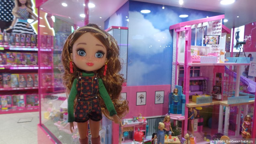 Прогулка по Центральному детскому магазину и Кузнецкому мосту с Веснушкой