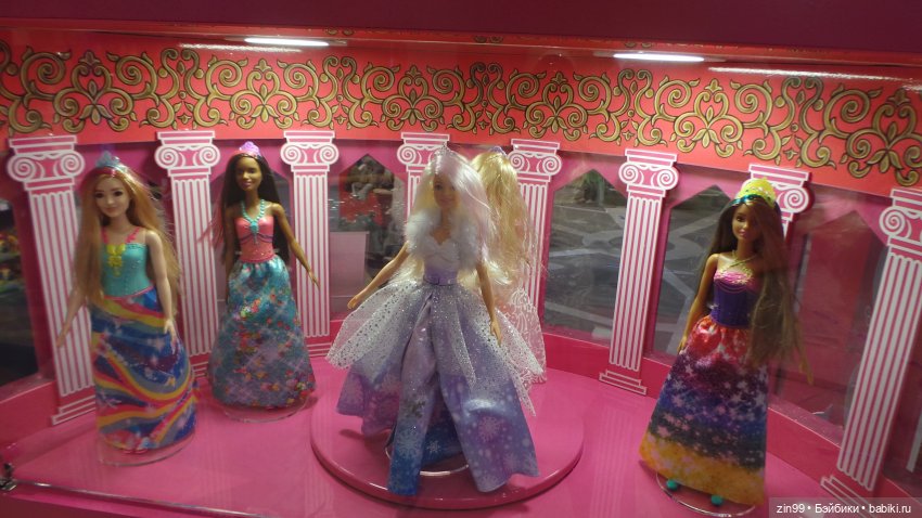 Прогулка по Центральному детскому магазину и Кузнецкому мосту с Веснушкой