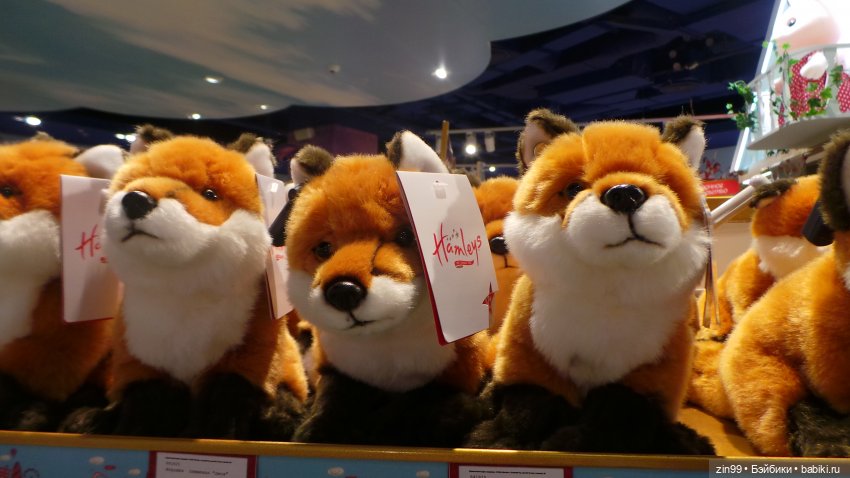 Прогулка по Центральному детскому магазину и Кузнецкому мосту с Веснушкой