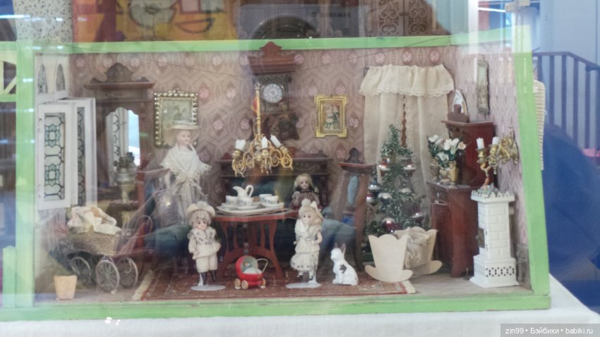 Прогулка по Центральному детскому магазину и Кузнецкому мосту с Веснушкой