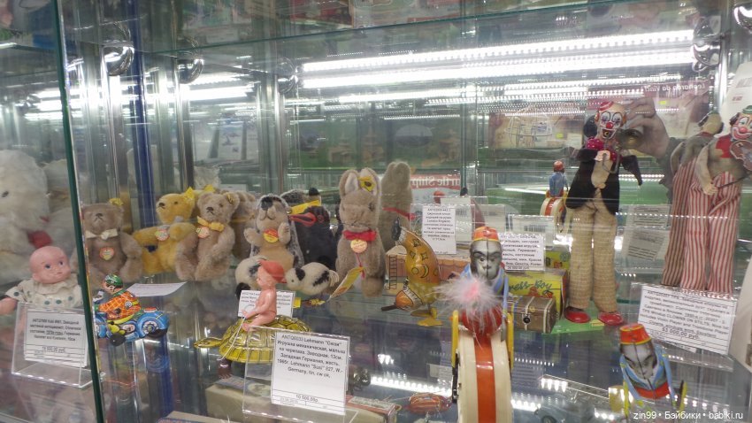 Прогулка по Центральному детскому магазину и Кузнецкому мосту с Веснушкой