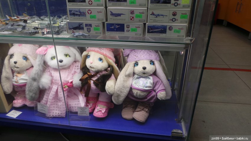 Прогулка по Центральному детскому магазину и Кузнецкому мосту с Веснушкой