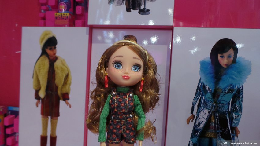 Прогулка по Центральному детскому магазину и Кузнецкому мосту с Веснушкой