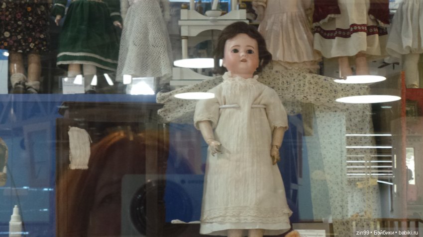 Прогулка по Центральному детскому магазину и Кузнецкому мосту с Веснушкой