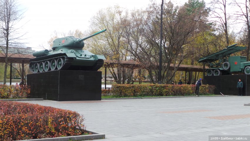 Осень в парке и в моем районе с куклами Kidz'n'Cats