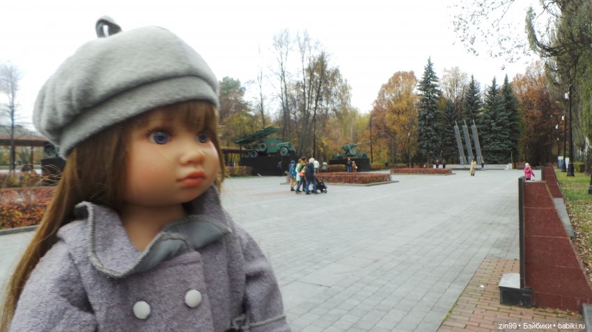 Осень в парке и в моем районе с куклами Kidz'n'Cats