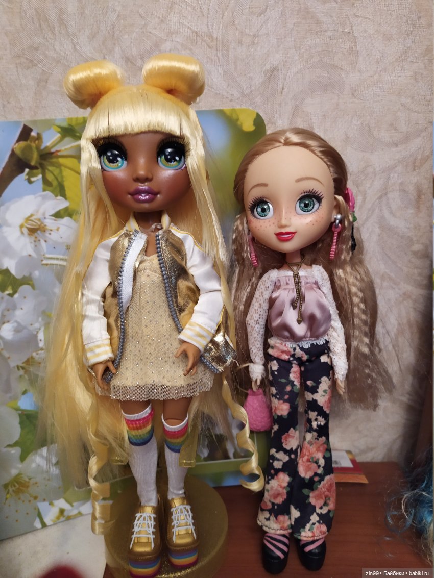 Rainbow High радужные куклы! Приезд Санни