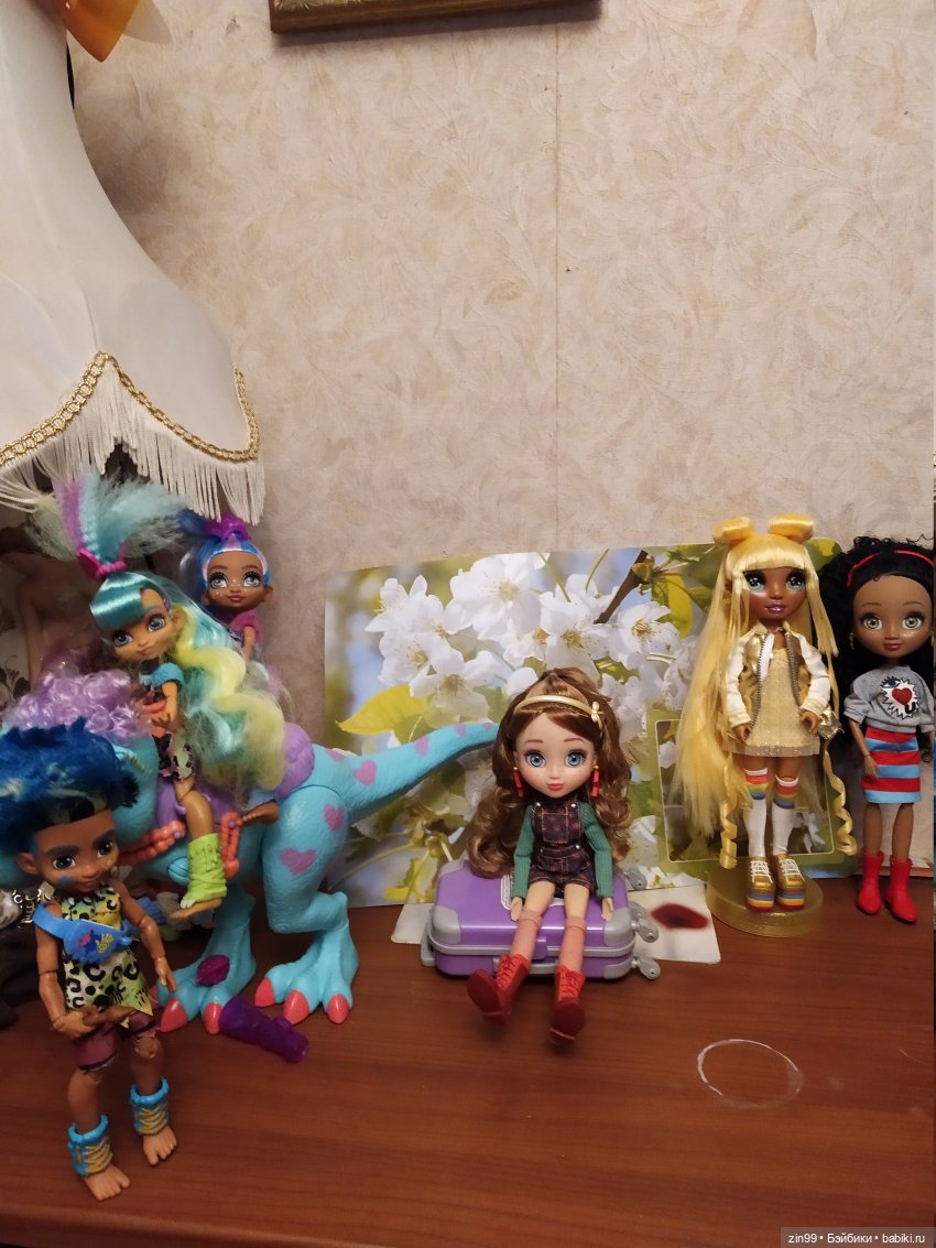 Rainbow High радужные куклы! Приезд Санни