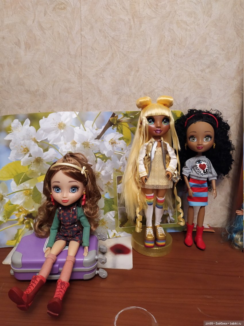 Rainbow High радужные куклы! Приезд Санни (фото 10)