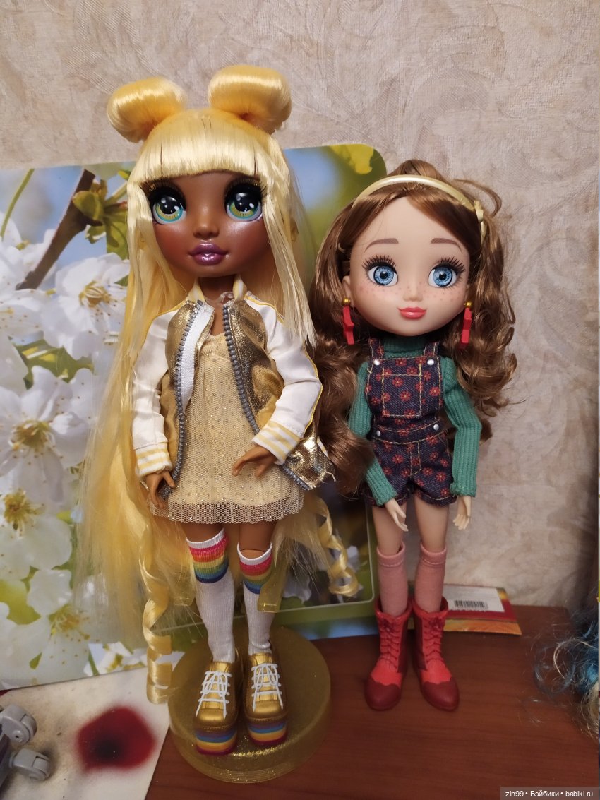 Rainbow High радужные куклы! Приезд Санни (фото 8)