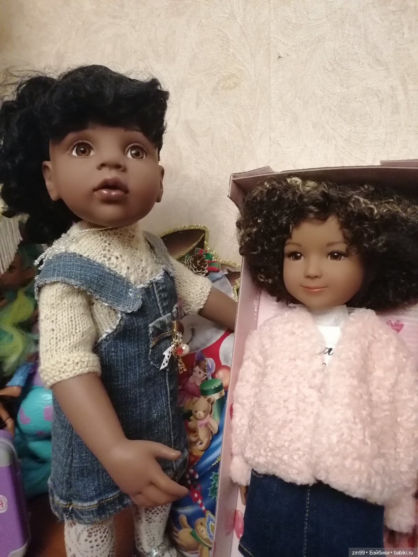 Девочки Ruby Red Fashion Friends проездом