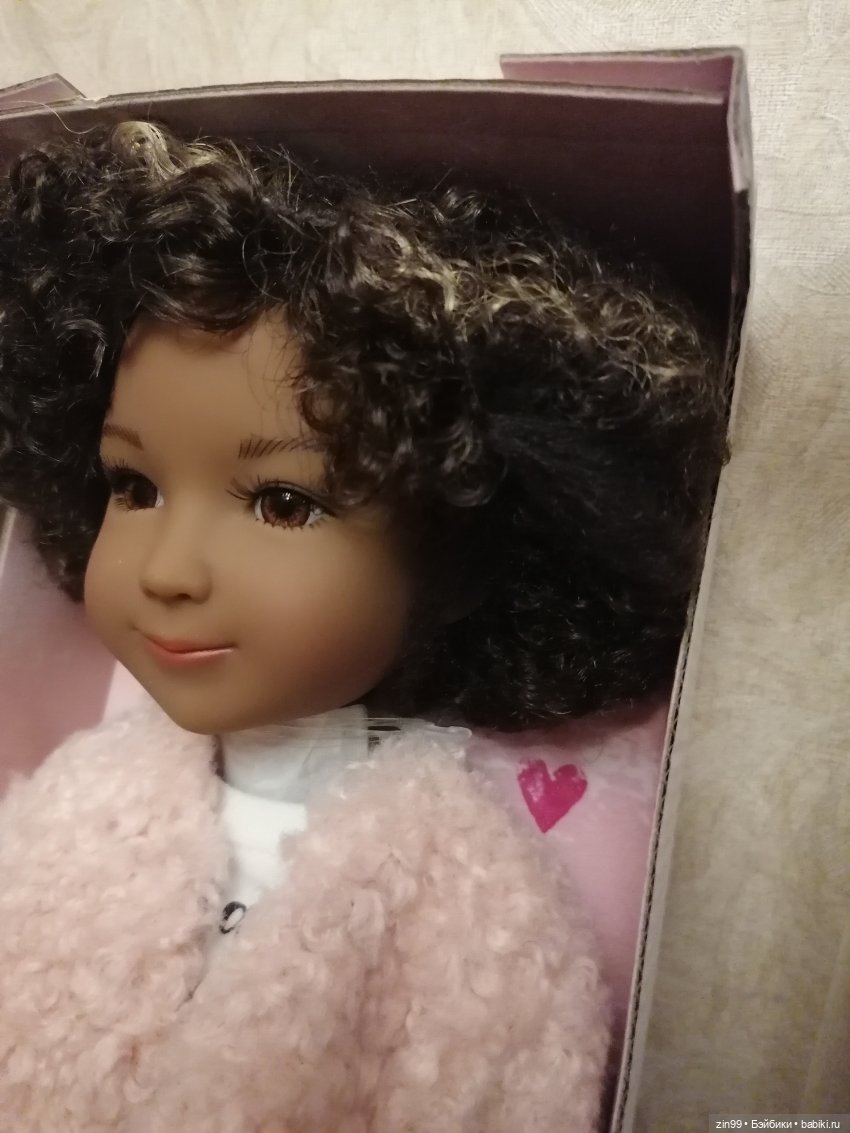 Девочки Ruby Red Fashion Friends проездом