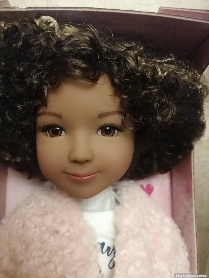 Девочки Ruby Red Fashion Friends проездом