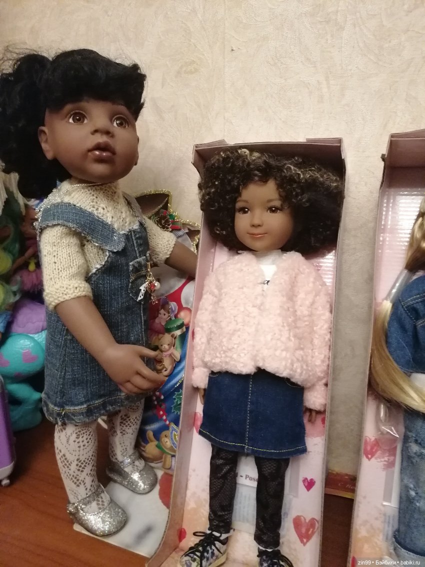 Девочки Ruby Red Fashion Friends проездом