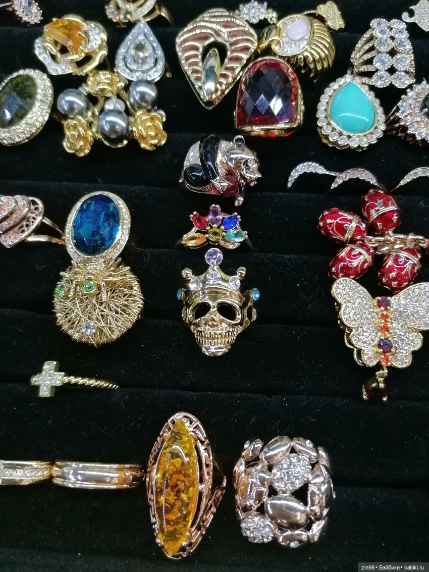 Предновогодний блошиный рынок на Тишинке