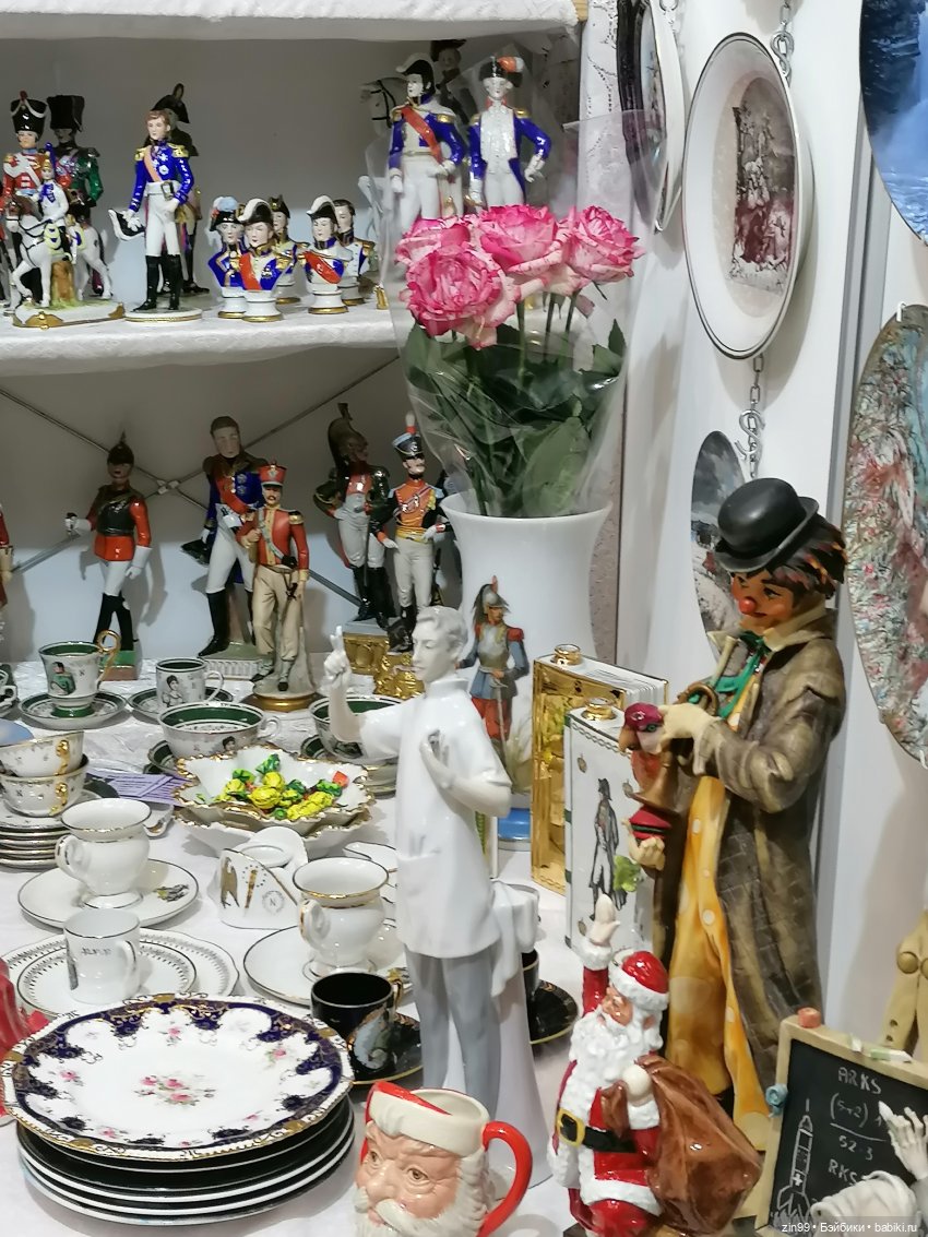 Предновогодний блошиный рынок на Тишинке