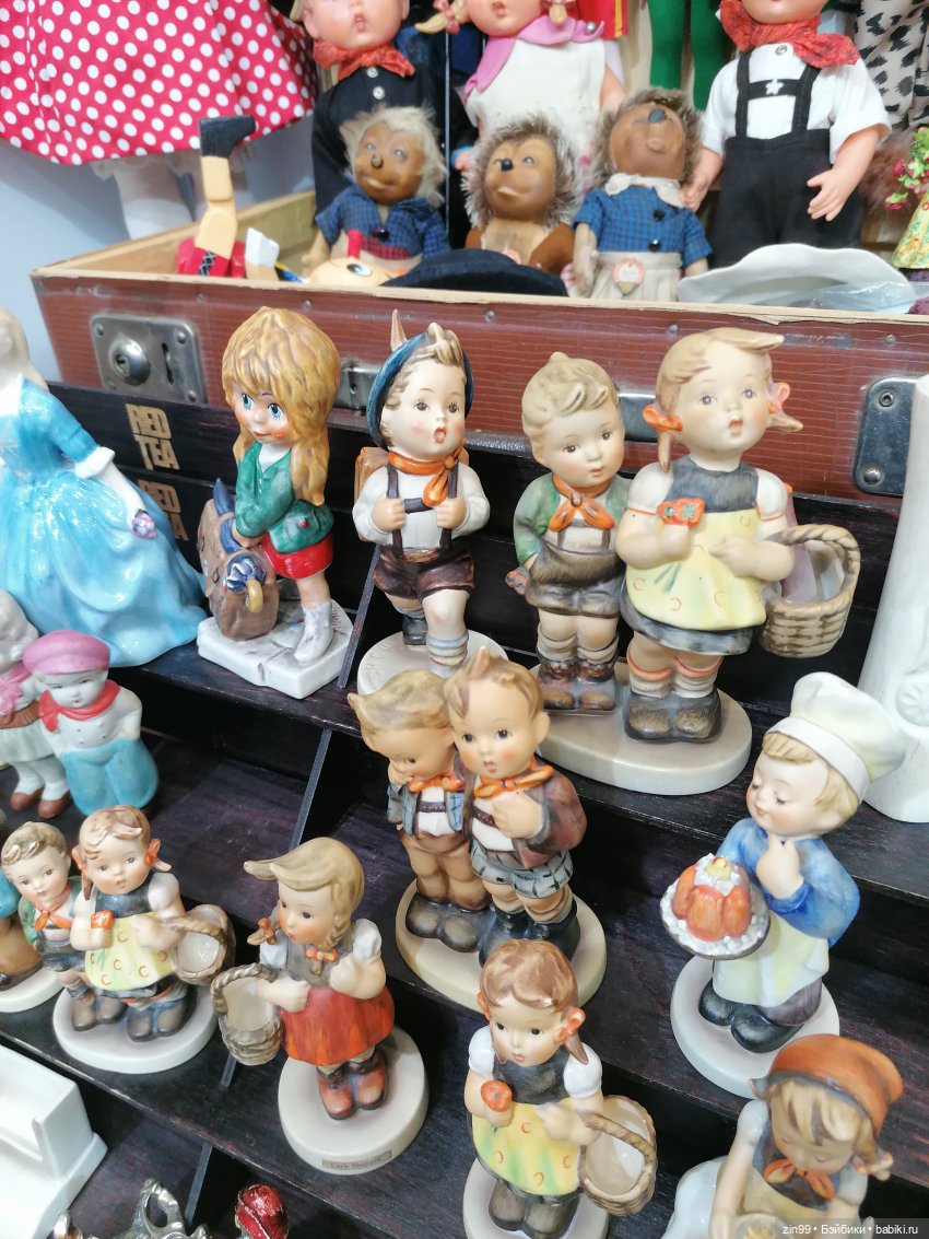 Предновогодний блошиный рынок на Тишинке