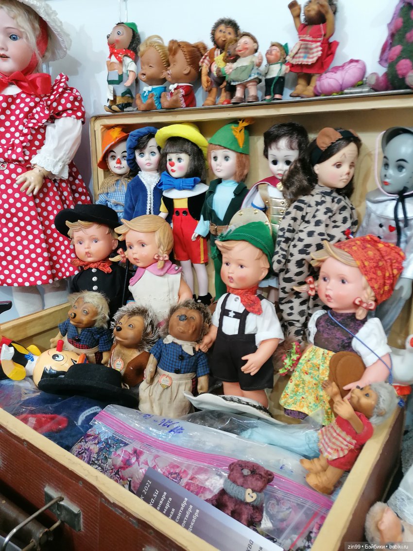 Предновогодний блошиный рынок на Тишинке