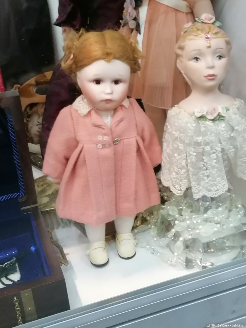 Предновогодний блошиный рынок на Тишинке