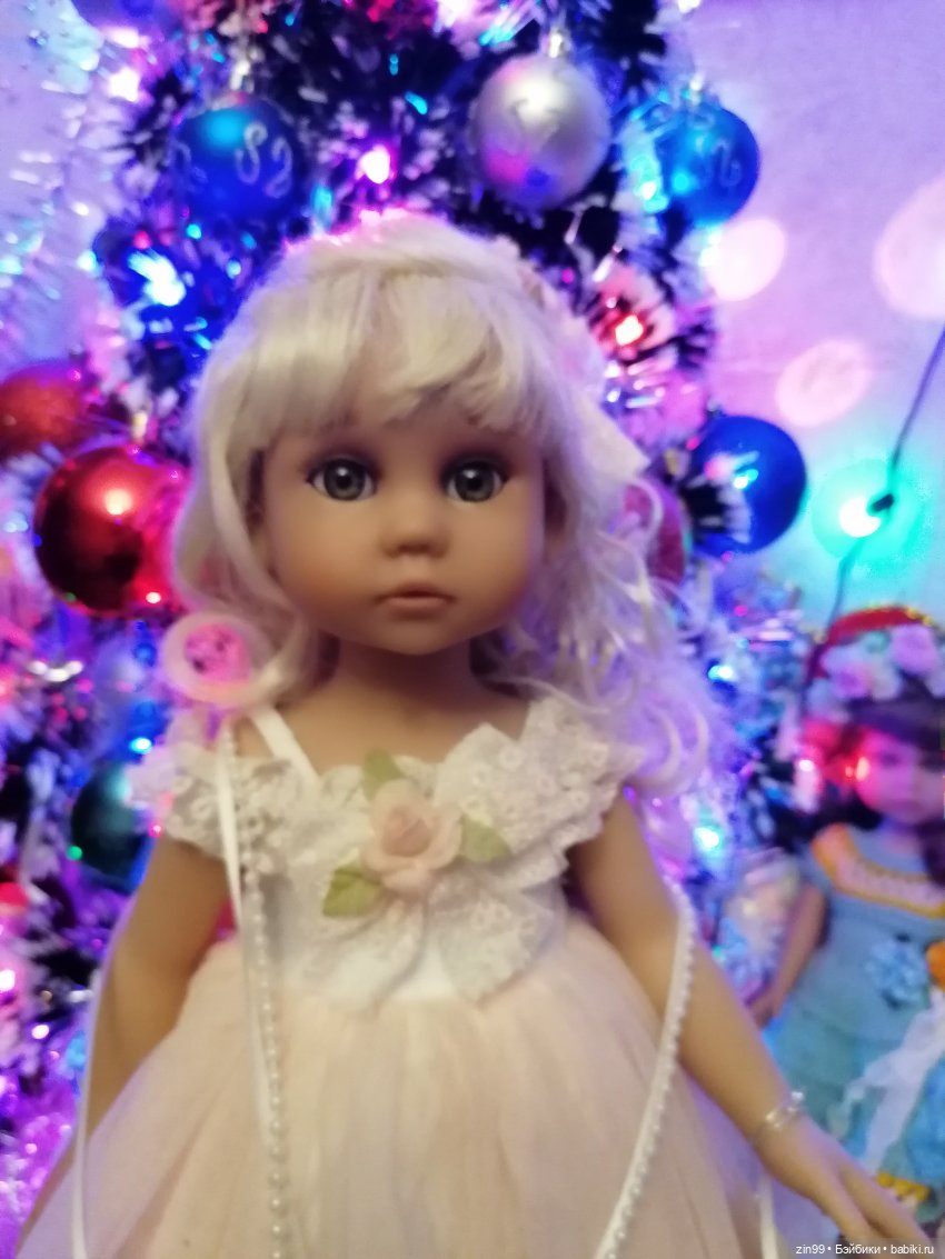 В преддверии Нового года, кукла от Линды Рик, новенькая