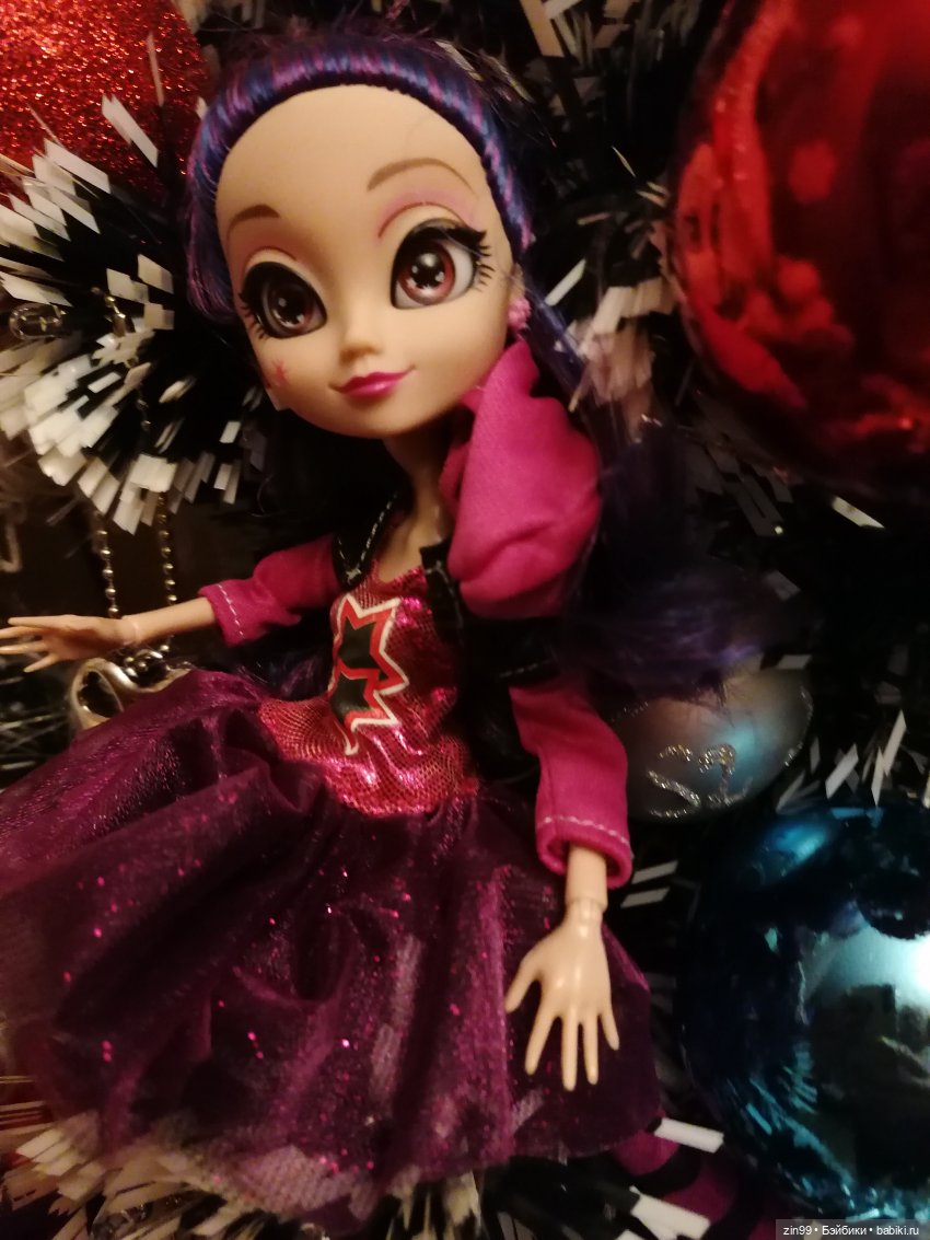 Интересные и может редкие девочки, уезжают и приезжают