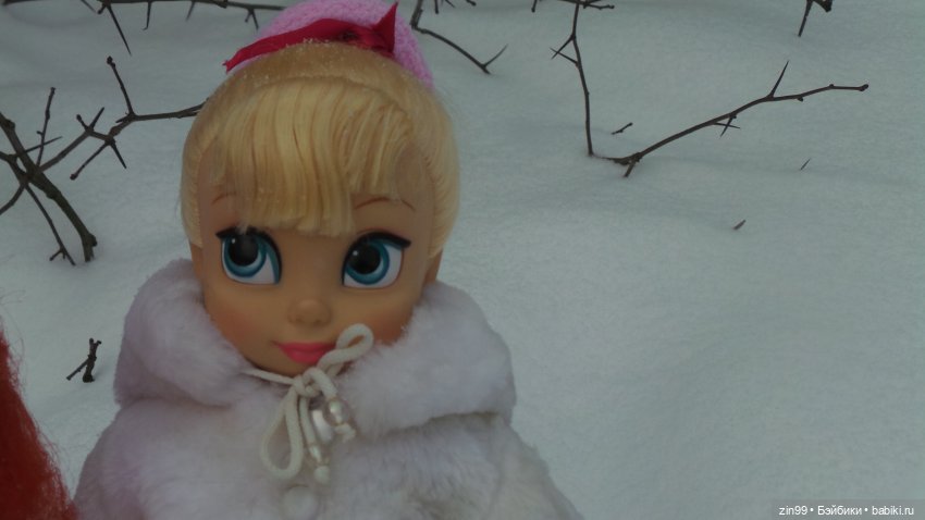 Зимний день в парке с куклами от Дисней Аниматорс