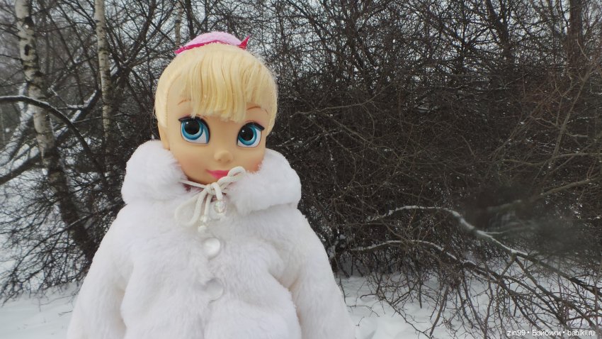 Зимний день в парке с куклами от Дисней Аниматорс