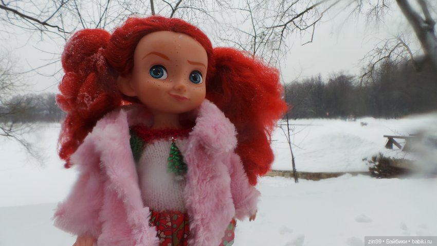 Зимний день в парке с куклами от Дисней Аниматорс