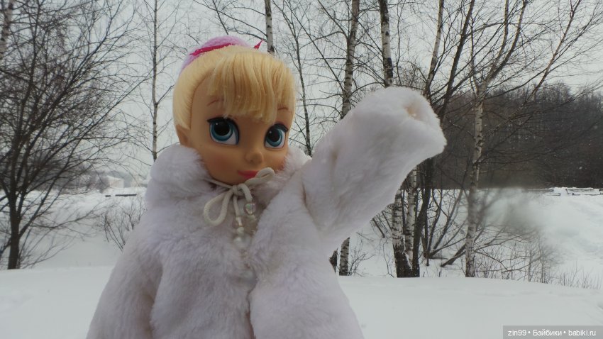 Зимний день в парке с куклами от Дисней Аниматорс