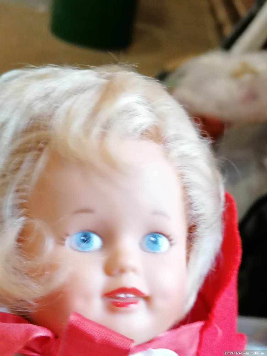 Выставка продажа в Музее Москвы, барахолка весенняя