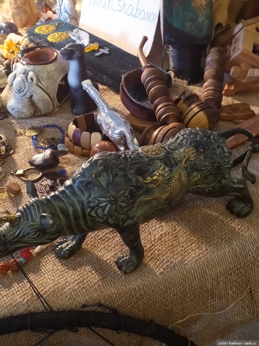 Выставка продажа в Музее Москвы, барахолка весенняя