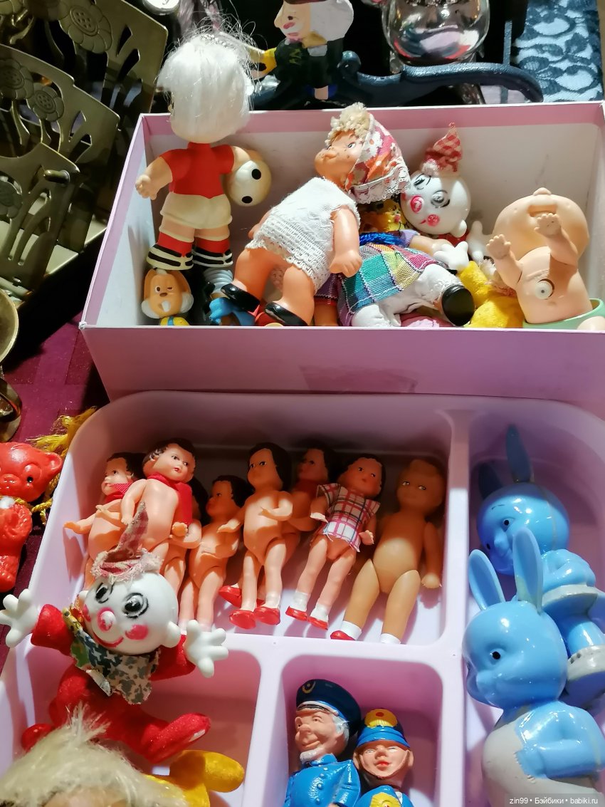 Выставка продажа в Музее Москвы, барахолка весенняя