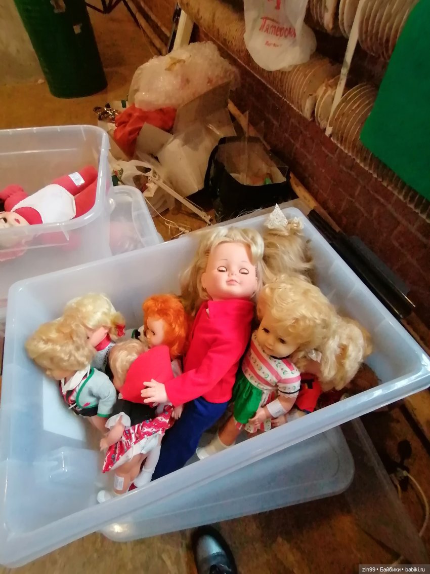 Выставка продажа в Музее Москвы, барахолка весенняя