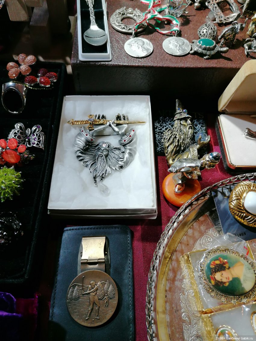 Выставка продажа в Музее Москвы, барахолка весенняя