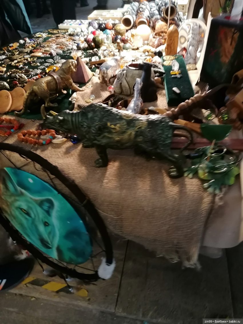 Выставка продажа в Музее Москвы, барахолка весенняя (фото 10)