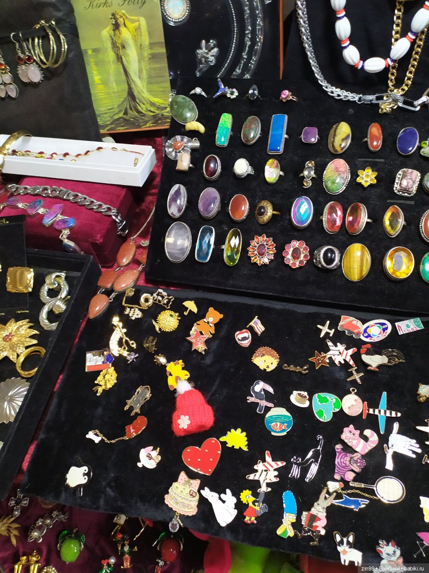 Выставка продажа в Музее Москвы, барахолка весенняя