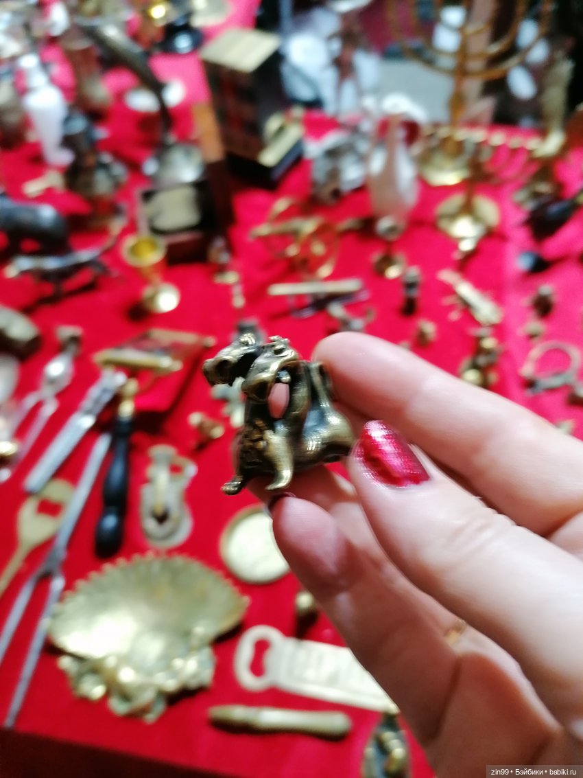 Выставка продажа в Музее Москвы, барахолка весенняя