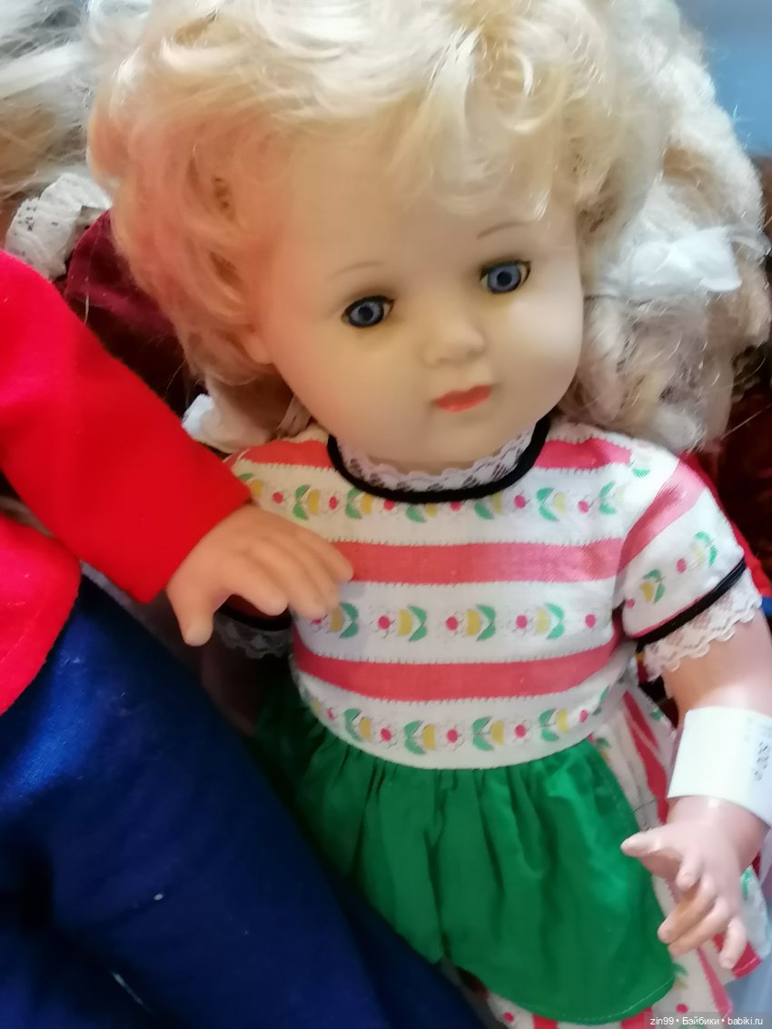 Выставка продажа в Музее Москвы, барахолка весенняя