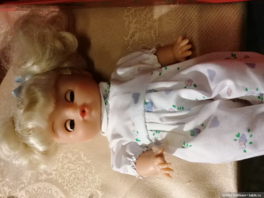 Выставка продажа в Музее Москвы, барахолка весенняя