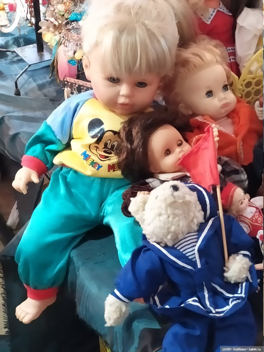 Выставка продажа в Музее Москвы, барахолка весенняя