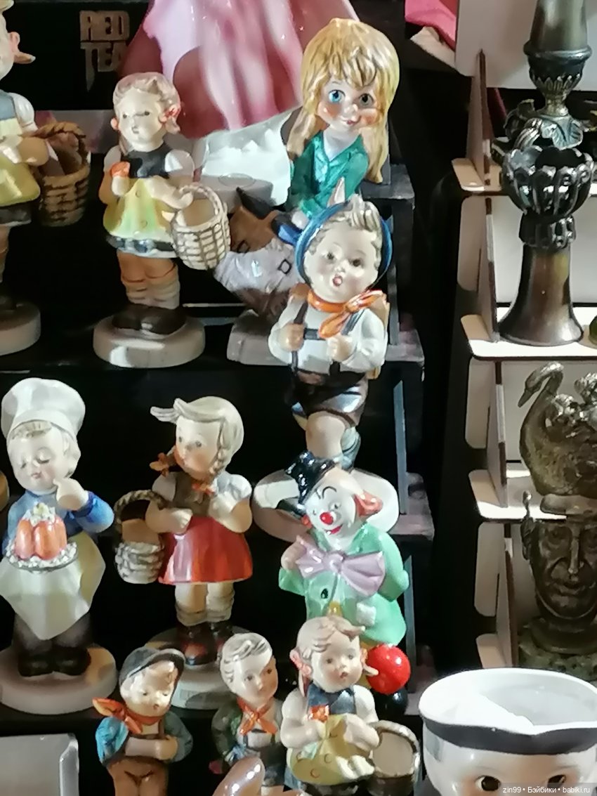 Выставка продажа в Музее Москвы, барахолка весенняя