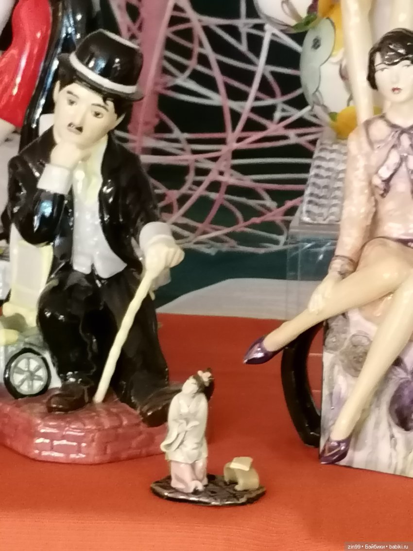 Антикварный маркет Блошинка в центре Москвы сегодня